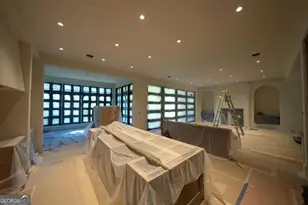 469 Emily Reed Ln, Atlanta, GA 30342 - Photo 40