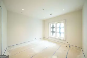 469 Emily Reed Ln, Atlanta, GA 30342 - Photo 52