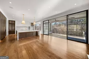 469 Emily Reed Ln, Atlanta, GA 30342 - Photo 12