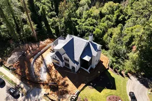 469 Emily Reed Ln, Atlanta, GA 30342 - Photo 10