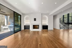 469 Emily Reed Ln, Atlanta, GA 30342 - Photo 16