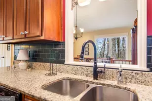 705 Laurel Ridge Dr, Ellijay, GA 30536 - Photo 4