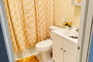 686 Robert Henry St, Macon, GA 31206 - Photo 2