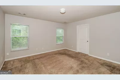 2944 S South Hills, Riverdale, GA 30296 - Photo 8