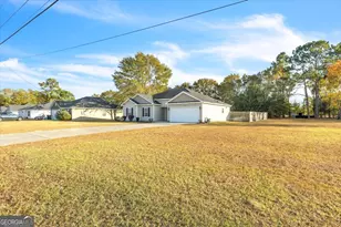 203 Bull St, Glennville, GA 30427 - Photo 28
