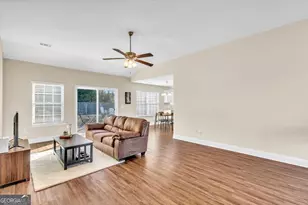 203 Bull St, Glennville, GA 30427 - Photo 4