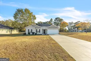 203 Bull St, Glennville, GA 30427 - Photo 26