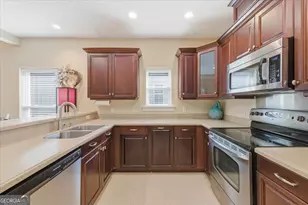 126 Fox Run Dr, Brunswick, GA 31525 - Photo 14