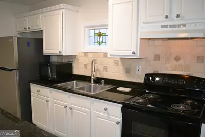 1467 Elders Mill Road #ABOVE GARAGE APARTMENT, Senoia, GA 30276 - Photo 10