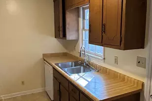 627 Epps Bridge Pkwy, Athens, GA 30606 - Photo 4