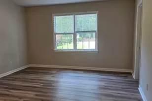 5917 S Deshon Ct, Lithonia, GA 30058 - Photo 2