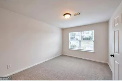 6338 Hickory Lane Circle, Union City, GA 30291 - Photo 4