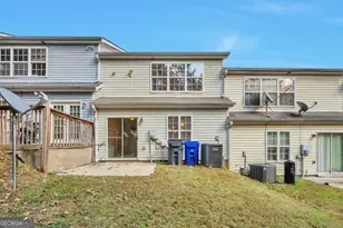 6338 Hickory Ln Cir, Union City, GA 30291 - Photo 2