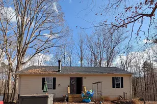 112 Lumpkin View Dr, Cleveland, GA 30528 - Photo 1