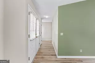 18 Eastwood Dr, Newnan, GA 30265 - Photo 12