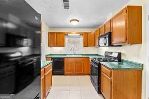 18 Eastwood Dr, Newnan, GA 30265 - Photo 10