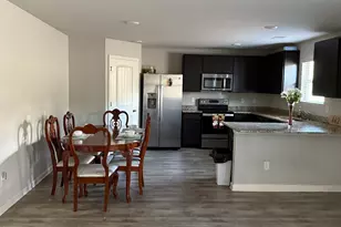 442 Toronto Cir, Hampton, GA 30228 - Photo 6