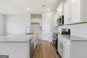 28 Umber Ln, Newnan, GA 30263 - Photo 10