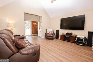 215 Stonefield Cir, Macon, GA 31216 - Photo 6