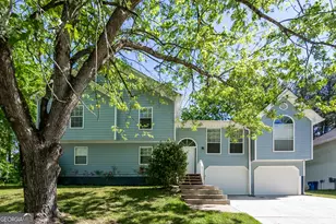 2353 Loren Falls Ln SW, Marietta, GA 30008 - Photo 2