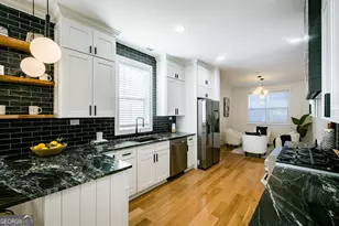 209 E Derenne Ave, Savannah, GA 31405 - Photo 14