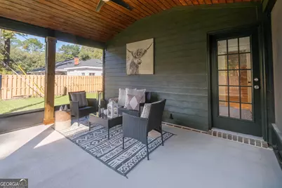 209 E Derenne Avenue, Savannah, GA 31405 - Photo 44