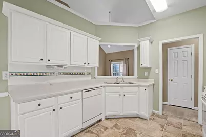 122 Mosswood Drive, Newnan, GA 30265 - Photo 16