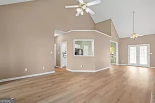 122 Mosswood Dr, Newnan, GA 30265 - Photo 6