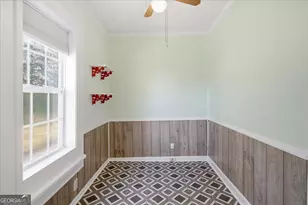 42 S Hunter St, Senoia, GA 30276 - Photo 22