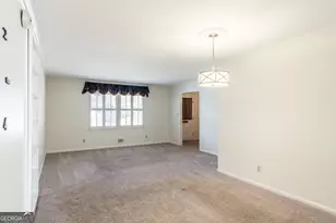 402 Preston St, Waycross, GA 31501 - Photo 8