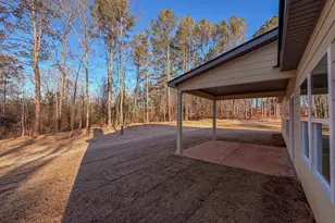 210 Hidden Meadows Dr, Gay, GA 30218 - Photo 12