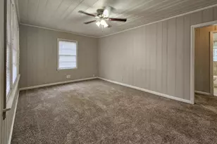 268 Elks St, Winder, GA 30680 - Photo 2