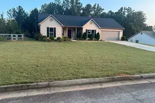768 Stag Run Dr, Mansfield, GA 30055 - Photo 2