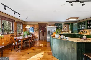 208 Bullen Gap Rd, Blue Ridge, GA 30513 - Photo 8