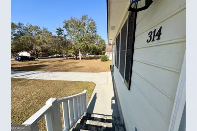 314 Longwood Drive, Statesboro, GA 30461 - Photo 4