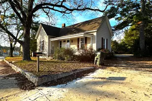 1007 Peek St NW, Conyers, GA 30012 - Photo 2