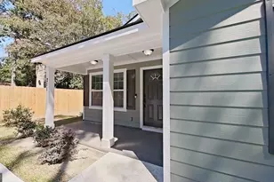 211 Lucy St, Thomasville, GA 31792 - Photo 2