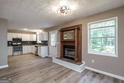 3080 Meadow Trail, Loganville, GA 30052 - Photo 10