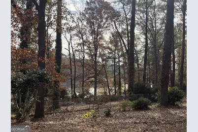 3296 Haverhill Court SE, Conyers, GA 30013 - Photo 4