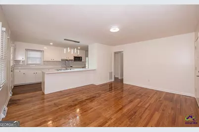 103 Oakdale Drive, Warner Robins, GA 31088 - Photo 8