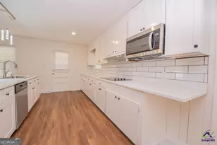 103 Oakdale Dr, Warner Robins, GA 31088 - Photo 12