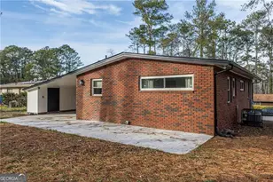201 Lydia Dr SE, Atlanta, GA 30315 - Photo 6
