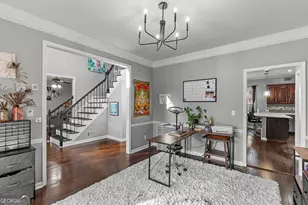 2349 Meadow Isle Ln, Lawrenceville, GA 30043 - Photo 8