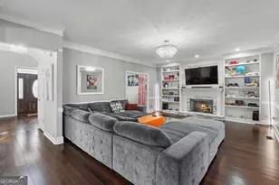 2349 Meadow Isle Ln, Lawrenceville, GA 30043 - Photo 12