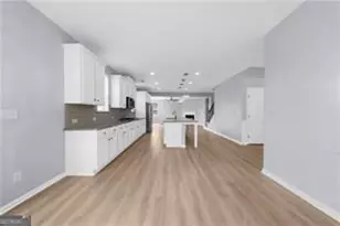 5435 Mirror Lake Dr, Cumming, GA 30028 - Photo 12