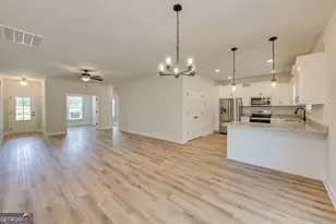 190 Foxridge Ct, Metter, GA 30439 - Photo 14