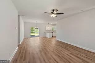 190 Foxridge Ct, Metter, GA 30439 - Photo 8