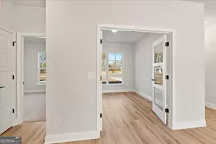 190 Foxridge Ct, Metter, GA 30439 - Photo 8