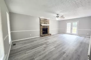 1005 Park Pl Ln, Jonesboro, GA 30236 - Photo 2