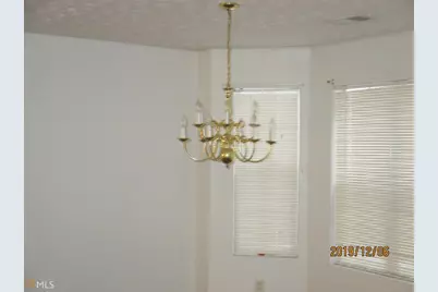 2296 Strathmoor Manor Drive, Lithonia, GA 30058 - Photo 12